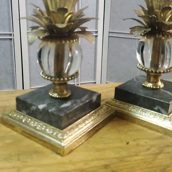 Mid Century Modern Brass and Marble Dilly MFG Co Candle Holders - Picture 2 of 3